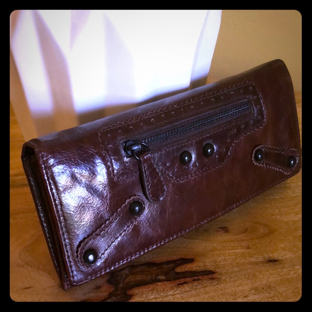 Danier brown leather ladies wallet